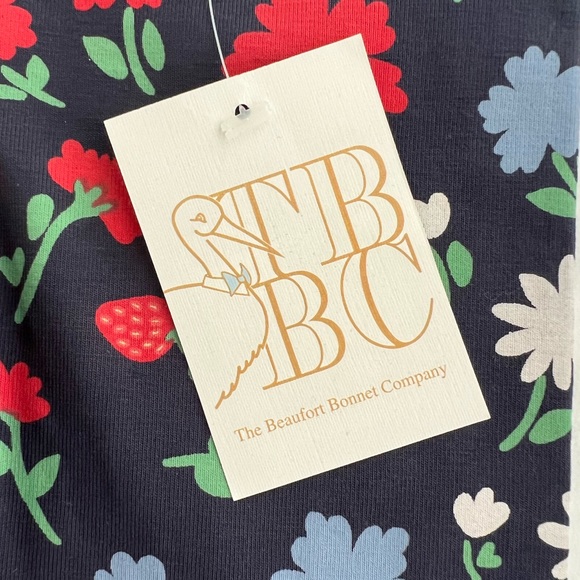 The Beaufort Bonnet Compnay Mitzi Sue Slacks, Berry Vintage Blooms NWT - Picture 4 of 4